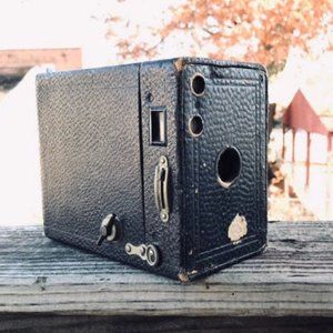 Antique Eastman Kodak Brownie No. 2A, Model B Box Camera